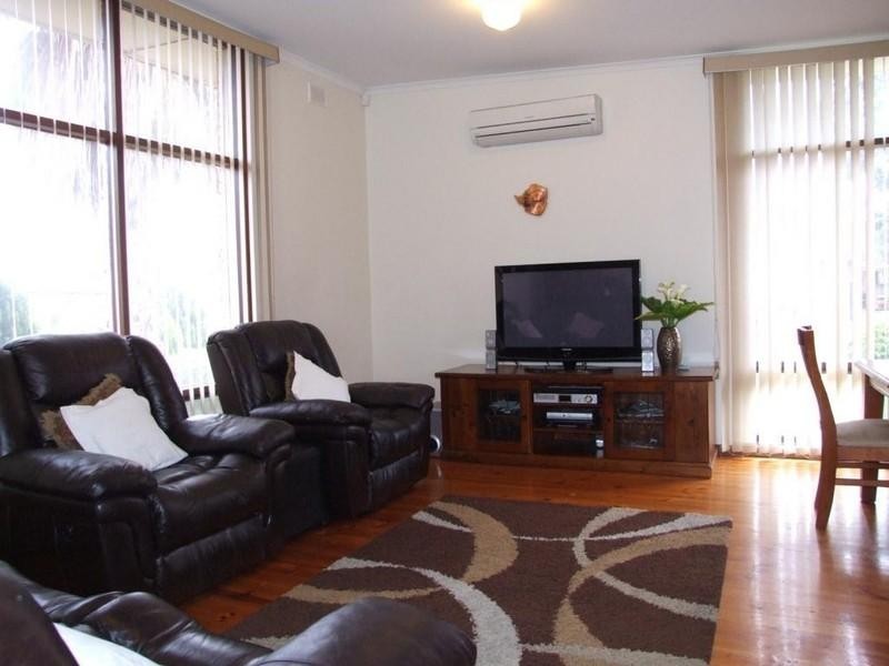 9 Anna Street, Parafield Gardens SA 5107