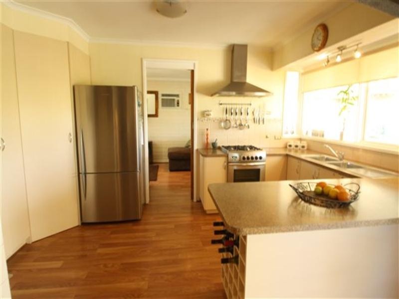 27 Palomino Parade, Wynn Vale SA 5127