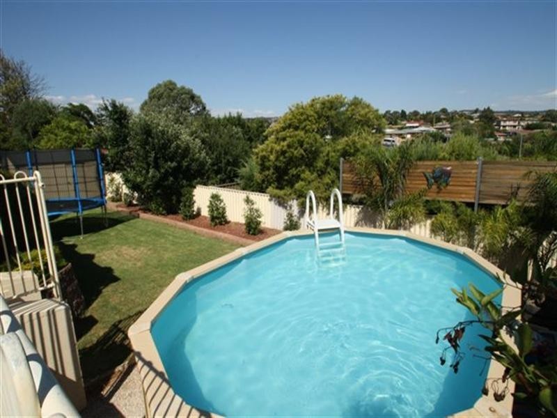 27 Palomino Parade, Wynn Vale SA 5127