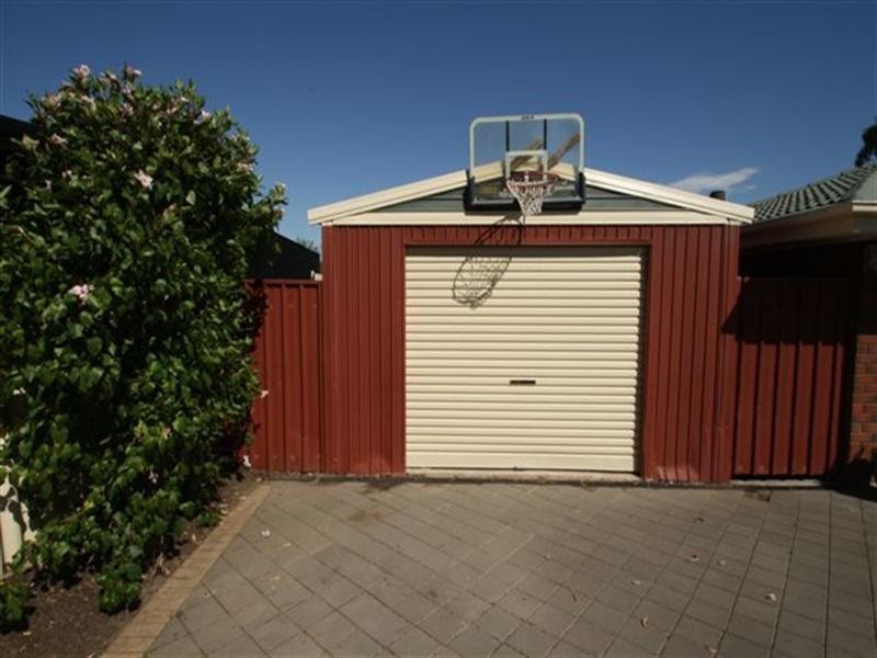 27 Palomino Parade, Wynn Vale SA 5127