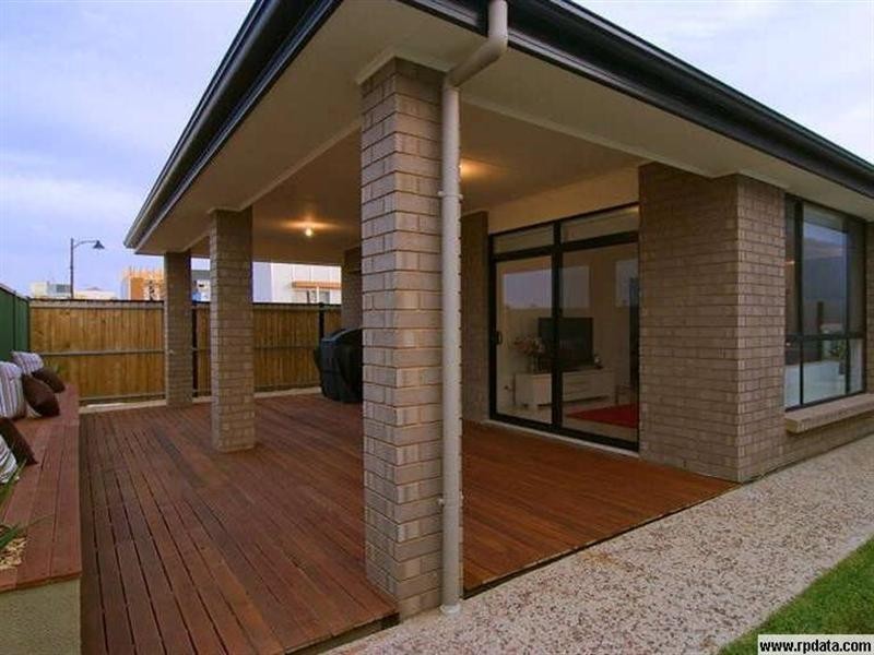 10 Weira Street, Mawson Lakes SA 5095