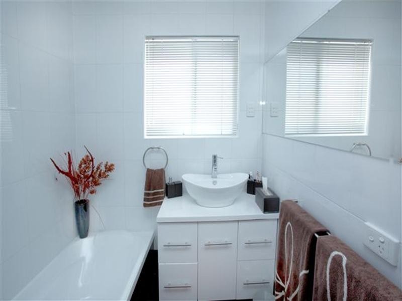 16 Andrea Street, Highbury SA 5089