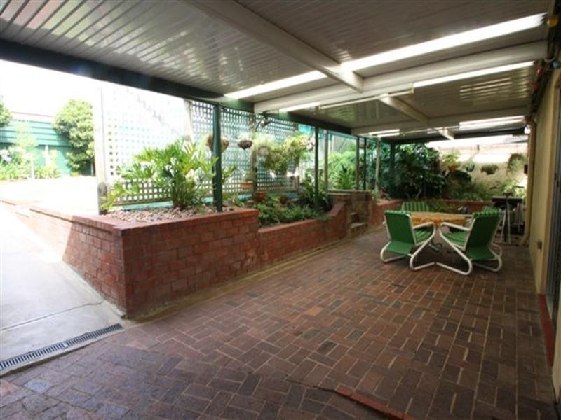 11 Redwood Avenue, Redwood Park SA 5097