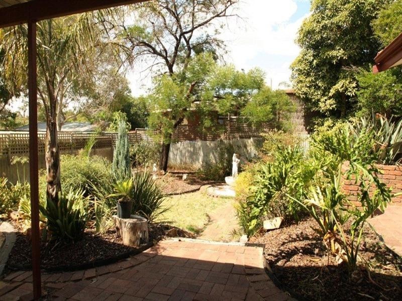 30 Pelsaert Avenue, Fairview Park SA 5126