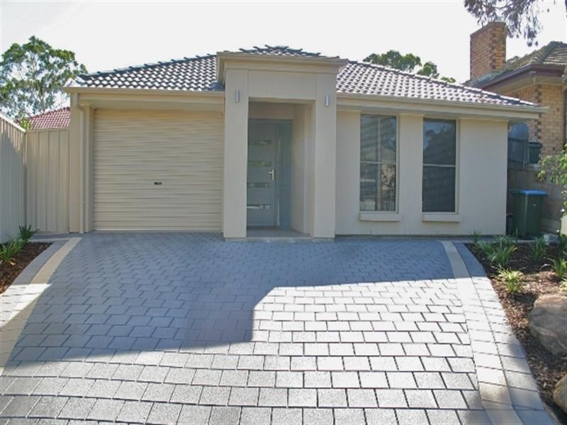 25 Carolan Crescent, Valley View SA 5093