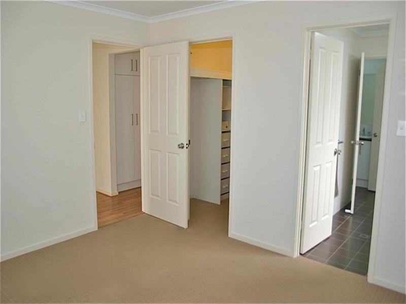 25 Carolan Crescent, Valley View SA 5093