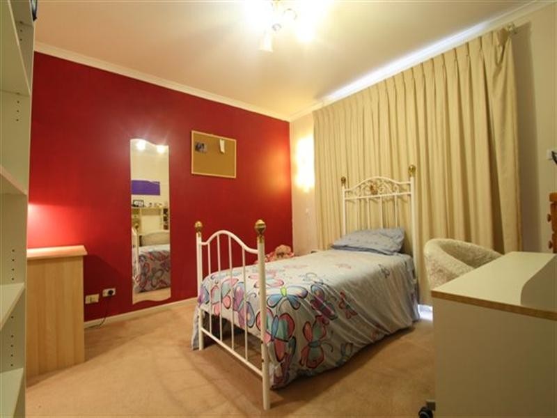 45 Flinders Road, Hillcrest SA 5086