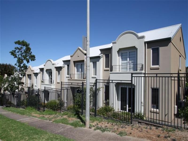 3/4 Merlot Court, Wynn Vale SA 5127