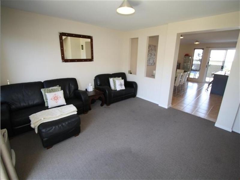 3/4 Merlot Court, Wynn Vale SA 5127