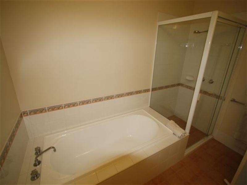 3/4 Merlot Court, Wynn Vale SA 5127