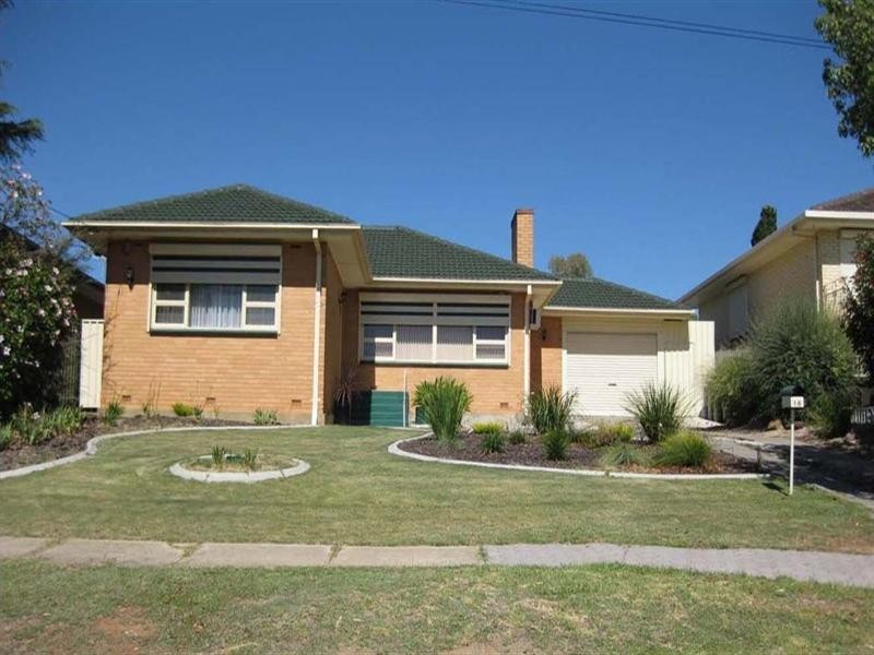 16 Sleep Road, Para Hills SA 5096