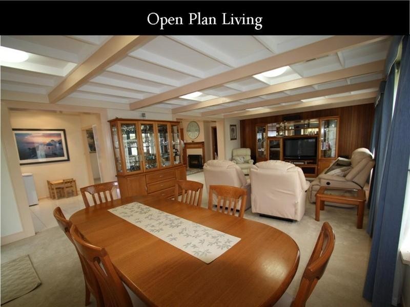 11 Derwent Terrace, Valley View SA 5093