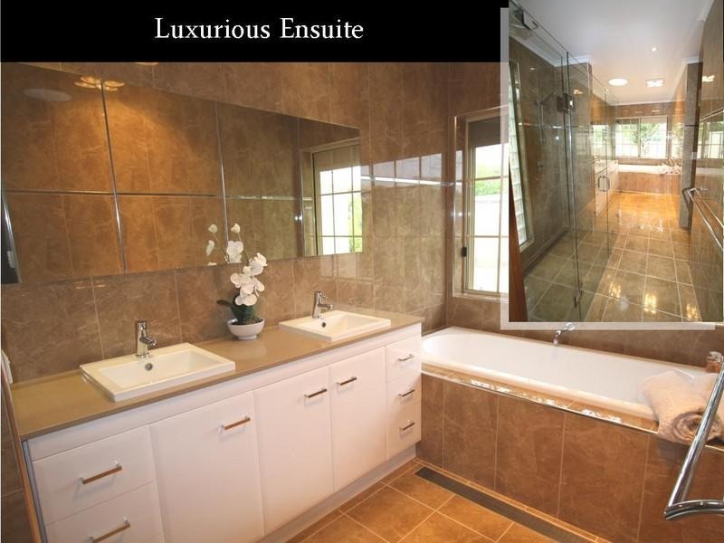 11 Derwent Terrace, Valley View SA 5093