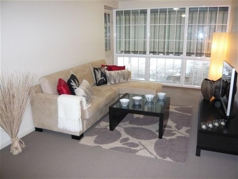 2 Charles Street, Valley View SA 5093