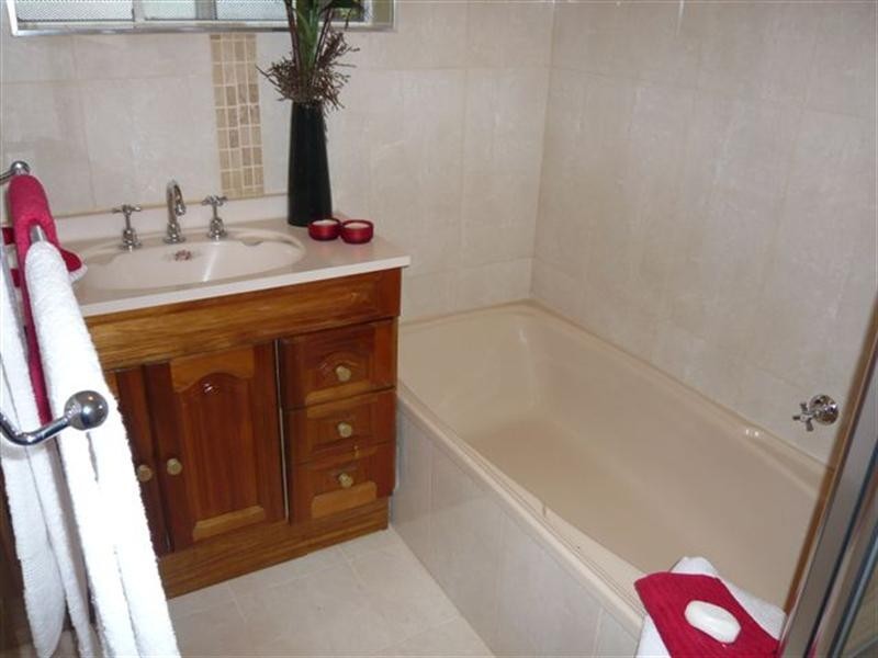 2 Charles Street, Valley View SA 5093