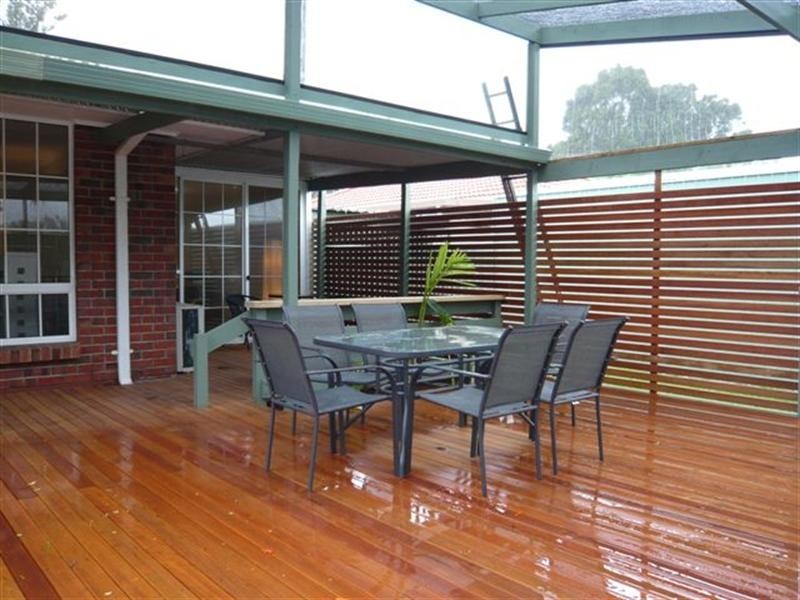 2 Charles Street, Valley View SA 5093