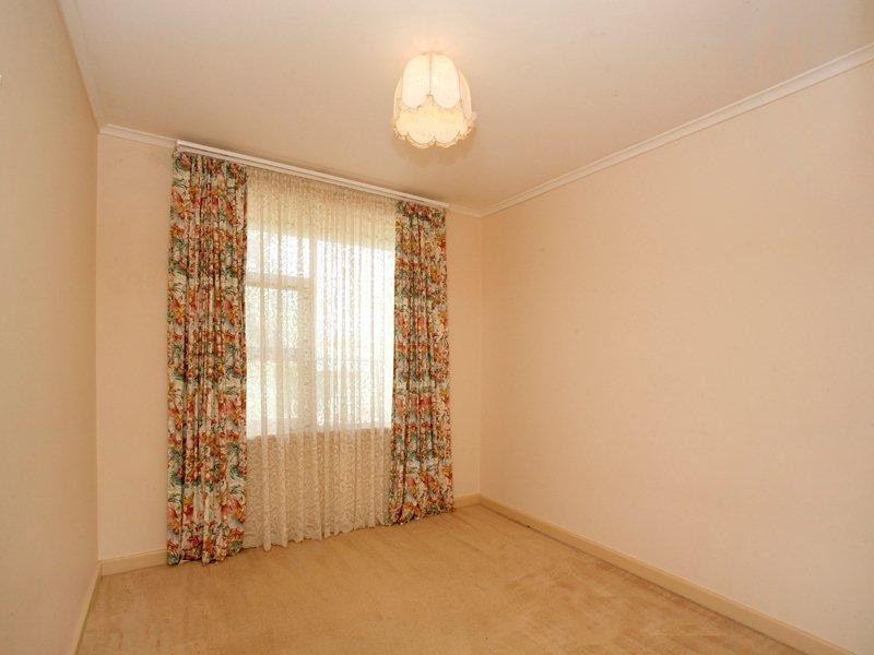 36 Trafford Road, Hope Valley SA 5090