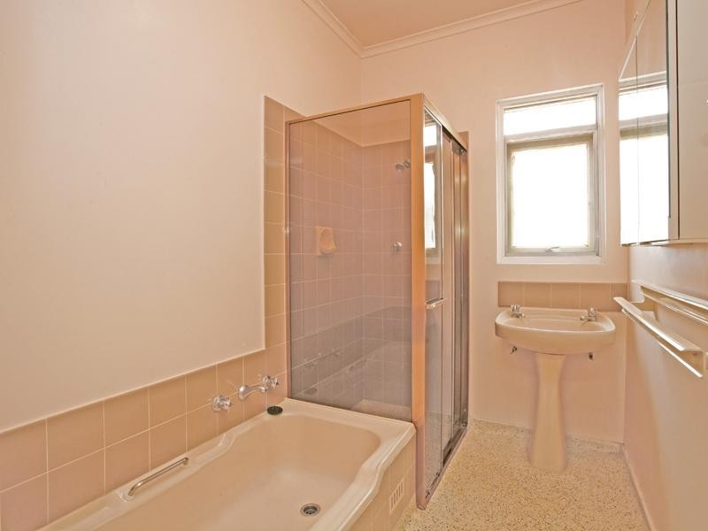 36 Trafford Road, Hope Valley SA 5090