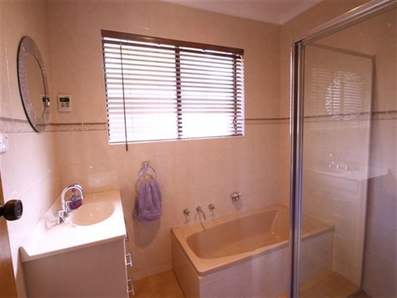 70 Lake View Crescent, Highbury SA 5089