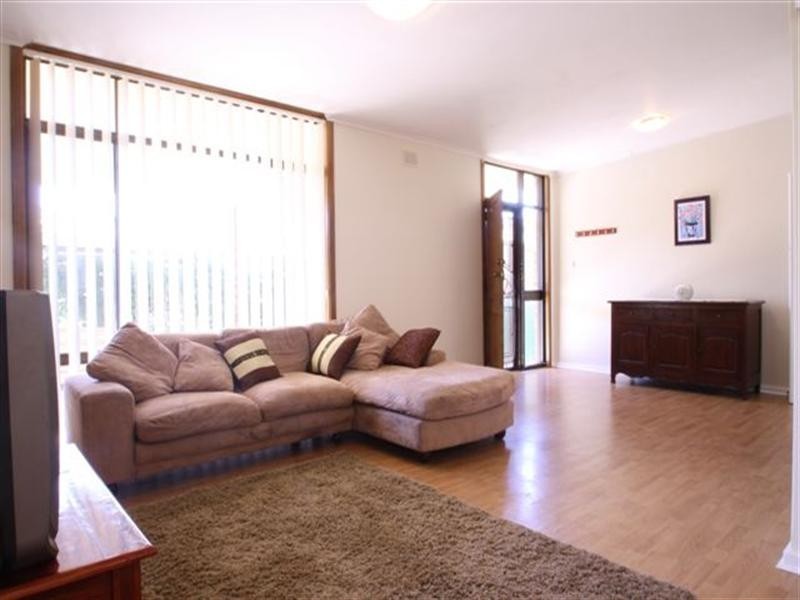 40 Graham Street, Para Hills SA 5096