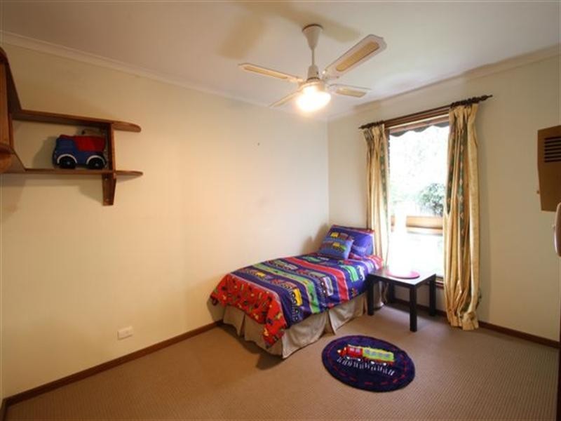 2A Whiting Road, St Agnes SA 5097