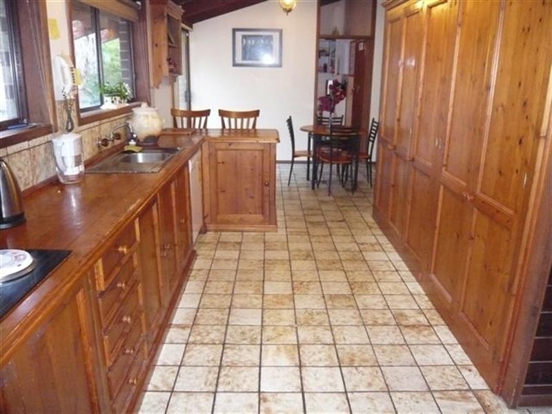 1 Nunyah Drive, Banksia Park SA 5091