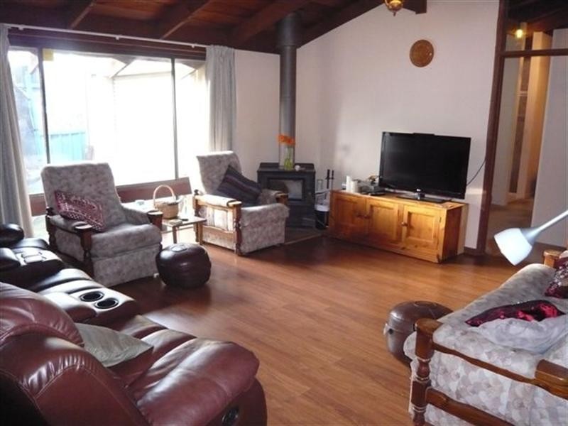 1 Nunyah Drive, Banksia Park SA 5091