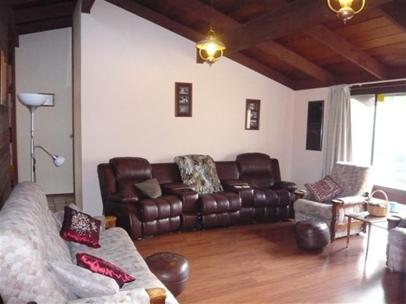 1 Nunyah Drive, Banksia Park SA 5091