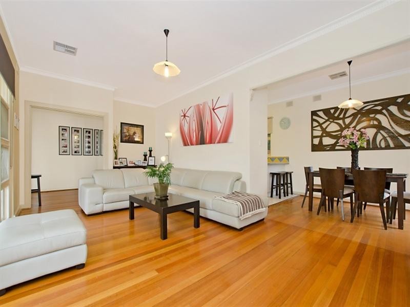 9 Elsworth Drive, Banksia Park SA 5091