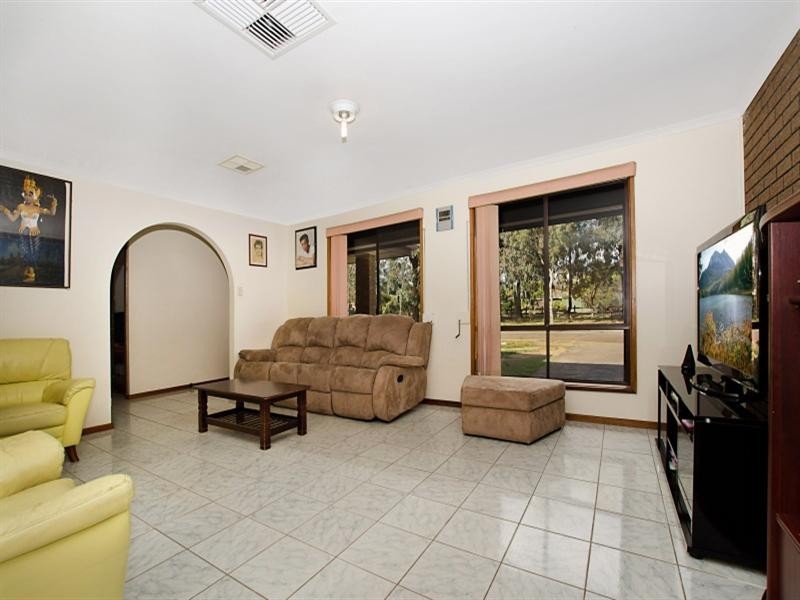 20 Ronaldo Way, Paralowie SA 5108