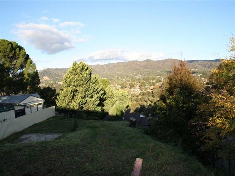 17 Landscape Crescent, Highbury SA 5089