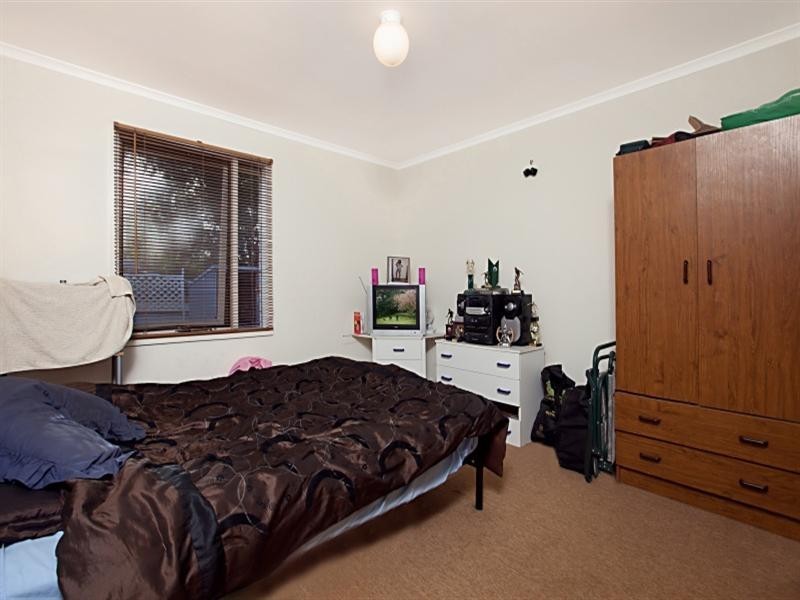 35 Marriott Avenue, Para Vista SA 5093