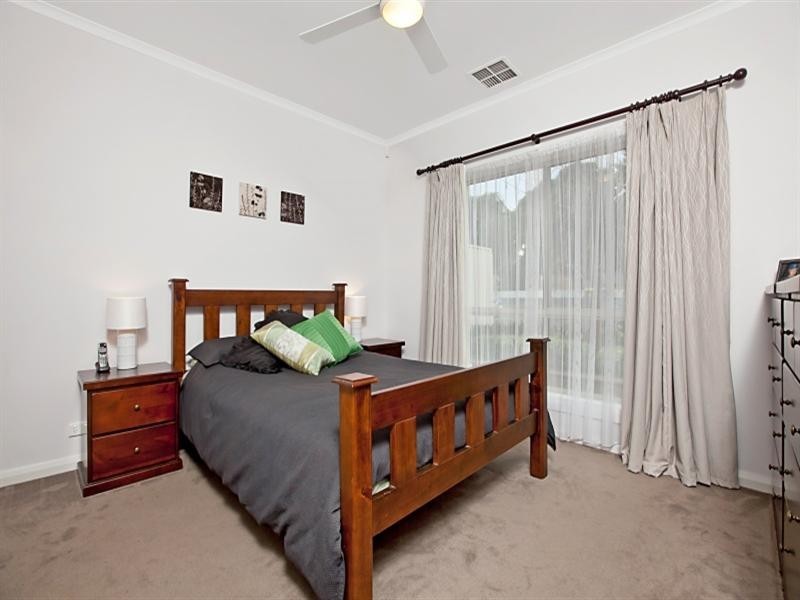 3 Strathmont Avenue, Gilles Plains SA 5086