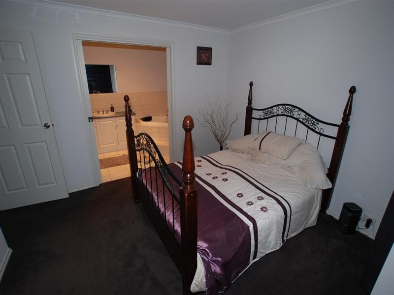 14 Strathpine Street, Salisbury East SA 5109