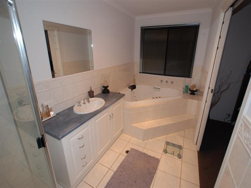 14 Strathpine Street, Salisbury East SA 5109