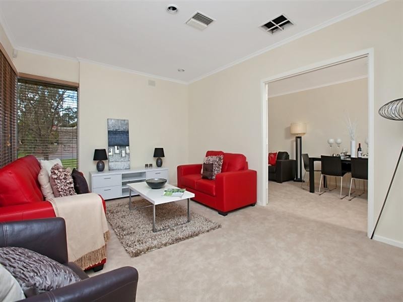 17 Addington Avenue, Surrey Downs SA 5126