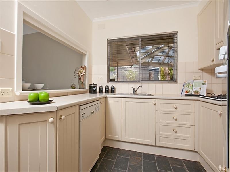 17 Addington Avenue, Surrey Downs SA 5126