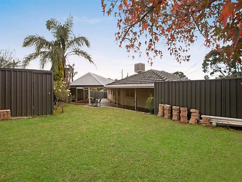 17 Addington Avenue, Surrey Downs SA 5126