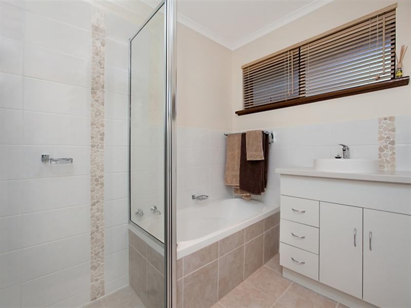 65 Kestral Way, Modbury Heights SA 5092