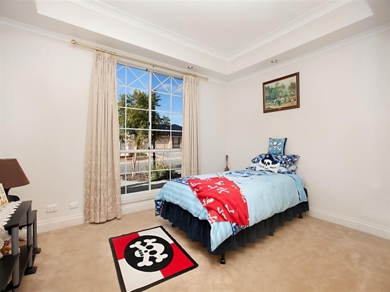 7 The Circuit, Walkley Heights SA 5098