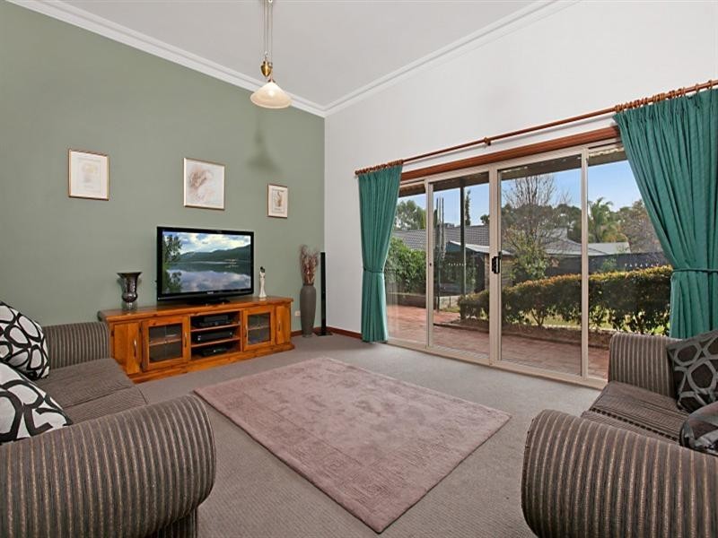 6 Chelmsford Avenue, Wynn Vale SA 5127