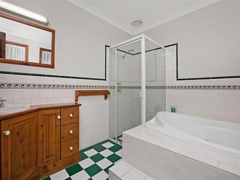 6 Chelmsford Avenue, Wynn Vale SA 5127