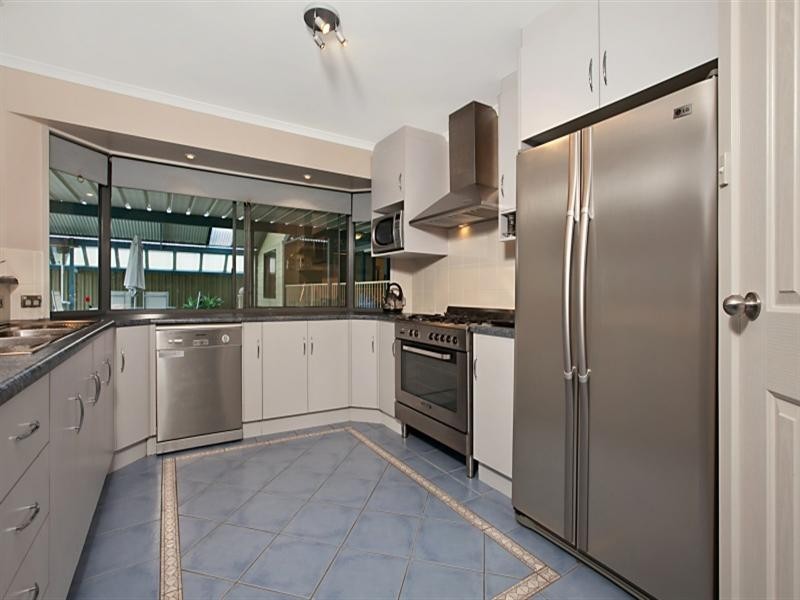 12 Mosel Grove, Paralowie SA 5108