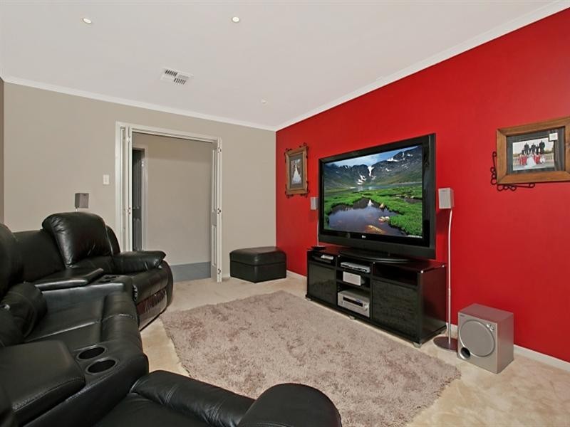 12 Mosel Grove, Paralowie SA 5108