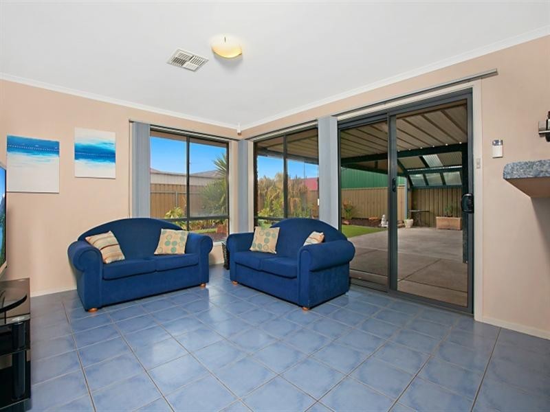12 Mosel Grove, Paralowie SA 5108