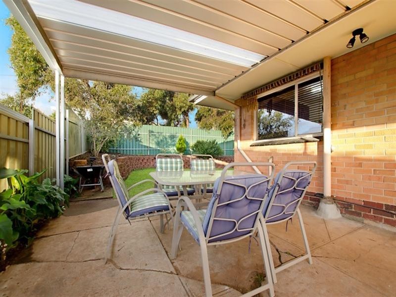 18 Parslow Road, Para Hills SA 5096