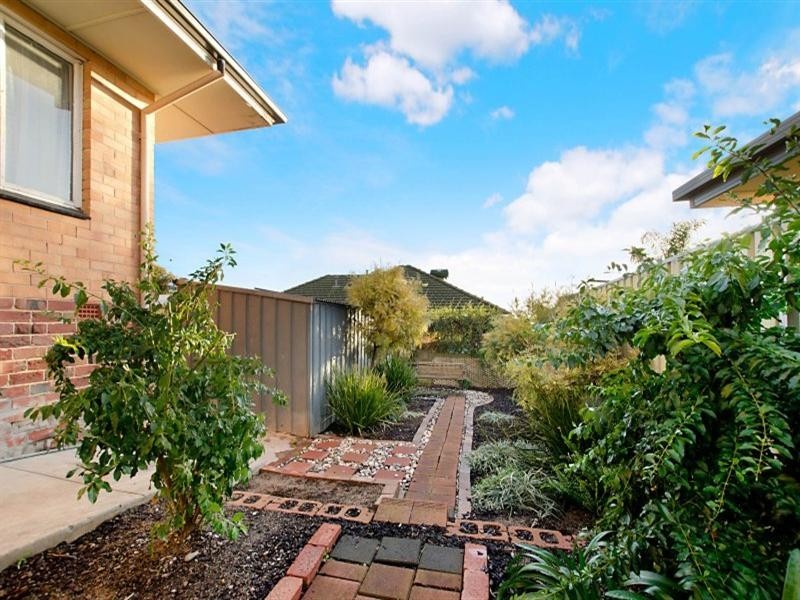 18 Parslow Road, Para Hills SA 5096