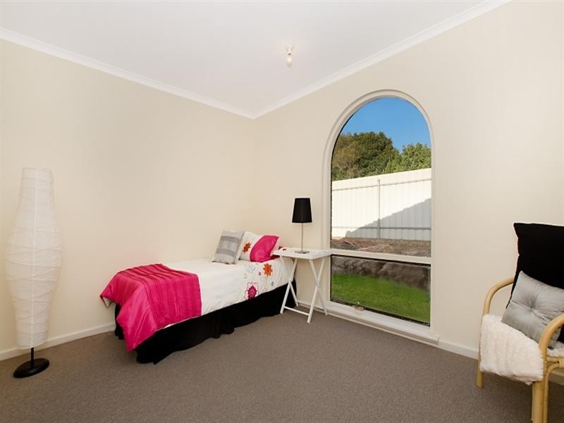 5 Maughan Avenue, Redwood Park SA 5097