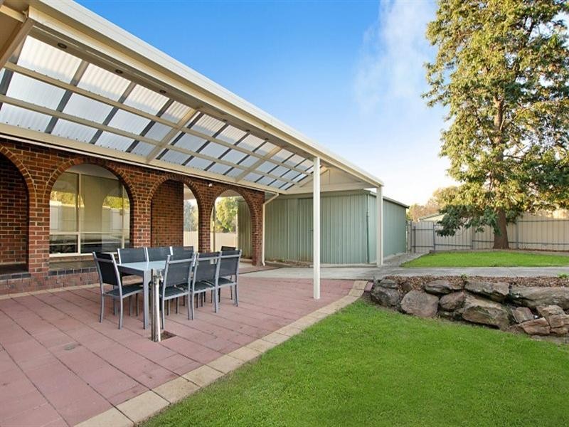 5 Maughan Avenue, Redwood Park SA 5097