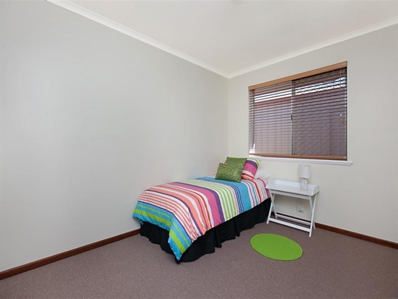 7 La Parouse Crescent, Fairview Park SA 5126